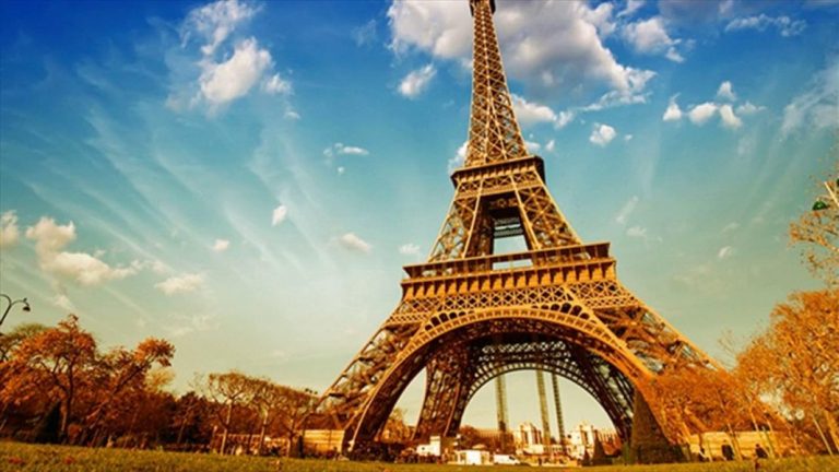 300 milyondan çox səyahət edilən ərazi