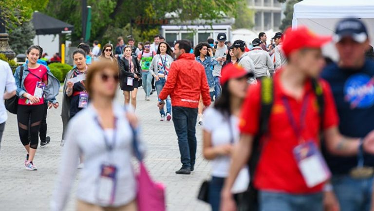 Turistləri ölkəmizə cəlb edə bilərik