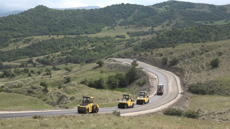 Quba-Qonaqkənd avtomobil yolu yenidən qurulur