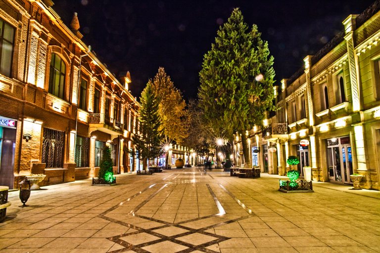 Gəncədə gəzməli yerlər