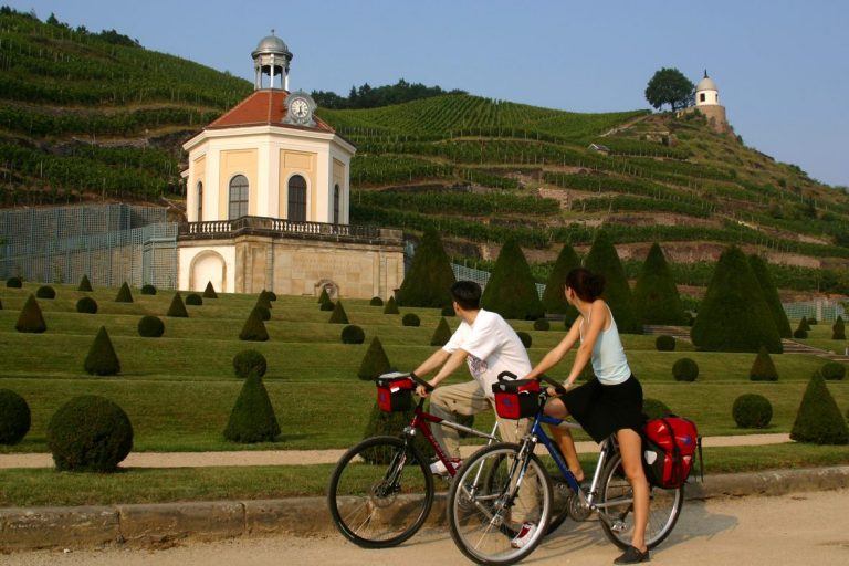 Rus turistlər niyə Türkiyəni seçir…